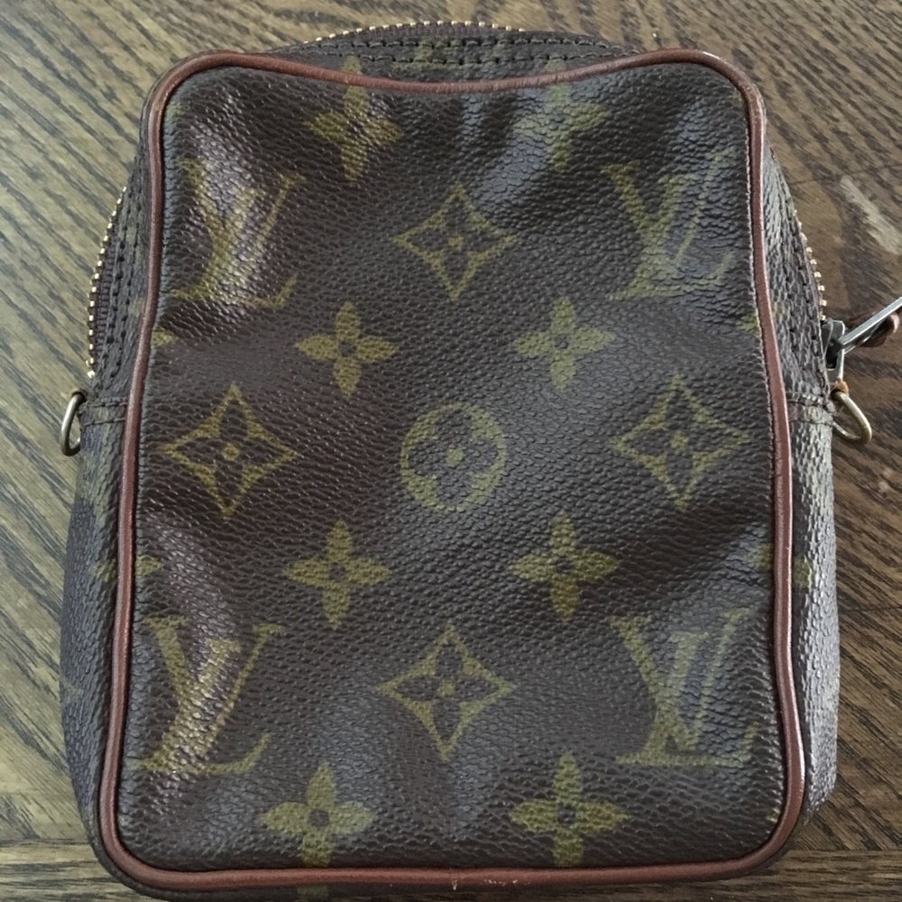 VINTAGE Louis Vuitton mini